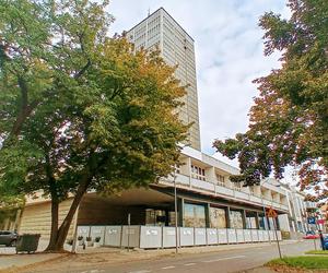 Dawny wieżowiec TVP zmienił się w apartamentowiec Sky Garden