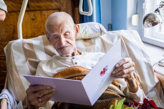 Bydgoszczanin skończył sto lat. Poznawać jego życie to jak czytać dobrą, historyczną książkę