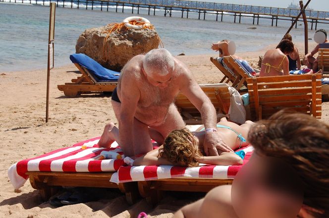 Piękna posłanka pojechała na wakacje z bliskim współpracownikiem Andrzeja Leppera! Pikantne zdjęcia!