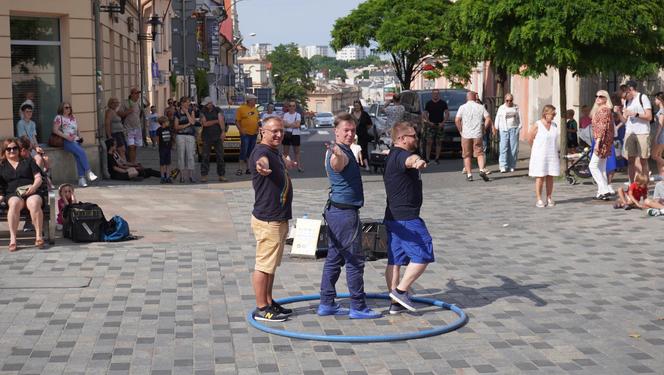 Takie „cyrki” to tylko w Lublinie! Trwa Carnaval Sztumistrzów. ZDJĘCIA z trzeciego dnia cyrkowego święta