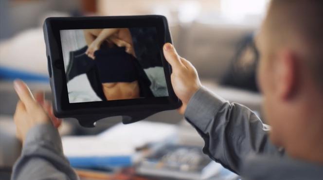 Seks na odległość? IPad przybywa na ratunek! [WIDEO]