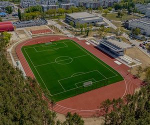 Boisko z certyfikatem FIFA, strzelnca, korty tenisowe. Akademickie Centrum Sportu będzie otwarte. Biegusiem!