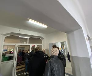 Wybory 2023. W lokalach wyborczych pojawiło się wielu łodzian