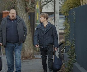 M jak miłość, odcinek 1857: Tadeusz (Bartłomiej Nowosielski), Kacper (Bartosz Ziewiec)