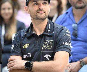 Bartosz Zmarzlik przekazał motocykl 11-letniemu Kubie