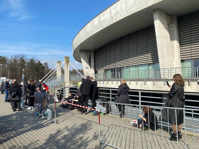 Fani czekają na koncert Depeche Mode