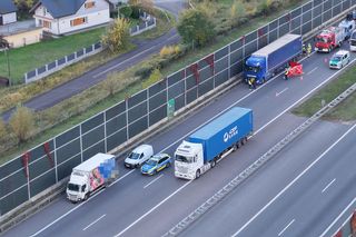 Śmiertelne potrącenie na A2. Nie żyje 71-letni kierowca ciężarówki