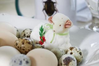 Stół wielkanocny w stylu tradycyjnym