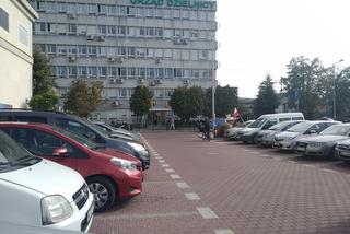 Strefa płatnego parkowania w Wawrze? Jest taki pomysł!