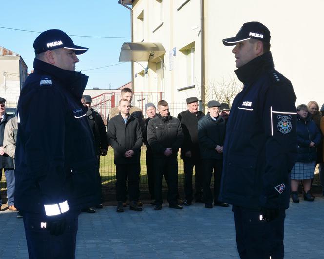 Nowa siedziba policjantów w Raczkach. Na otwarciu był Zieliński [ZDJĘCIA]