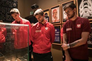 Wizyta piłkarzy w Muzeum II Wojny Światowej