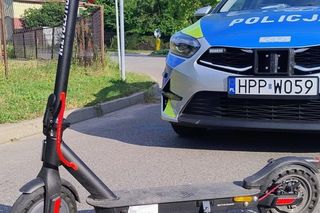 Groźny wypadek w Bluszczowie w pow. wodzisławskim. 10-latek na hulajnodze stracił panowanie i wbił się w płot