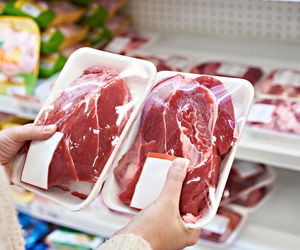 Takie mięso jest rakotwórcze. Dietetyczka zdradza, jaka jest bezpieczna dawka