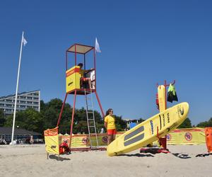 Plaża bez barier i wózek do kąpieli