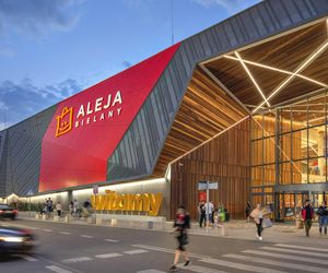 Aleja Bielany świętuje 10 lat. Zobacz, jak zmieniało się centrum!