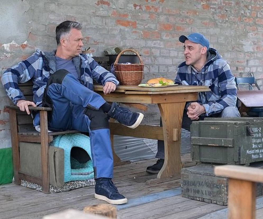 Pierwsza miłość. Kulas (Marcin Sztabiński), Artur (Łukasz Płoszajski)	