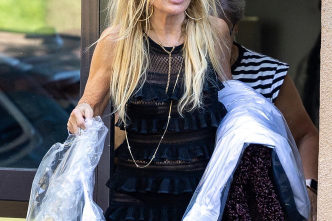 Monika Olejnik. W falbanach pogubiła pranie