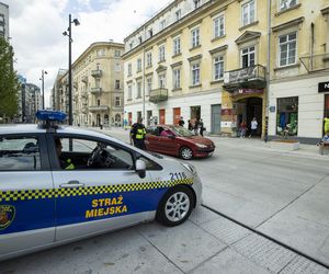 Straż miejska rekrutuje. Ile można zarobić w Warszawie? 