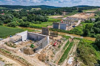 Budowa drogi ekspresowej S19 Babica - Jawornik i najwyższej estakady w Polsce