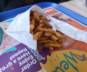 Kolejka czekała od 5 rano. Byliśmy na otwarciu Popeyes w Gdyni 