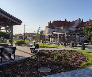 Miejscowość na Mazurach zmieniła się nie do poznania. Było obskurne targowisko, jest tężnia i muzeum