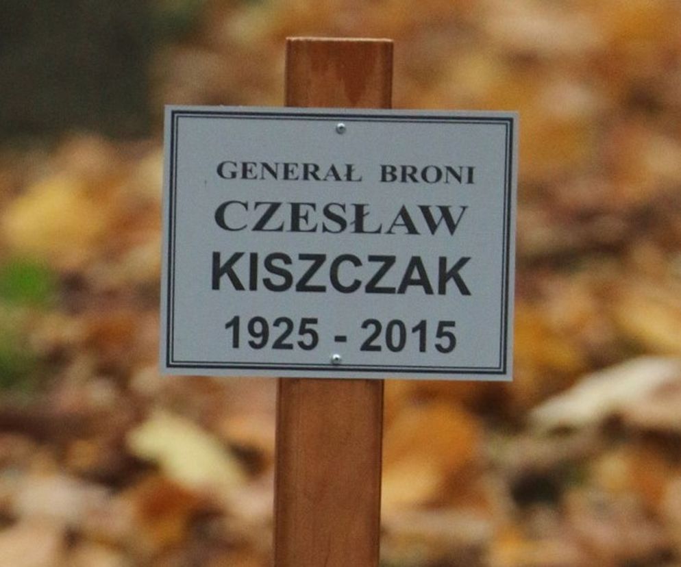 Czesław Kiszczak grób