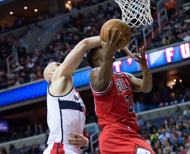 NBA. Marcin Gortat dał moc Czarodziejom