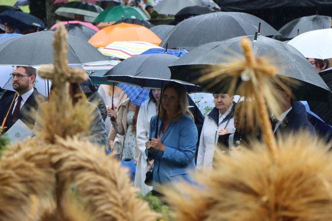Odpust w Gietrzwałdzie. Do słynącej z Objawień Maryjnych miejscowości przyjechały tłumy