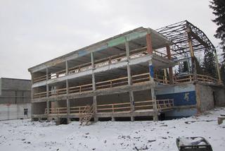 Basen przy Matuszczaka powstanie na gruzach starej pływalni