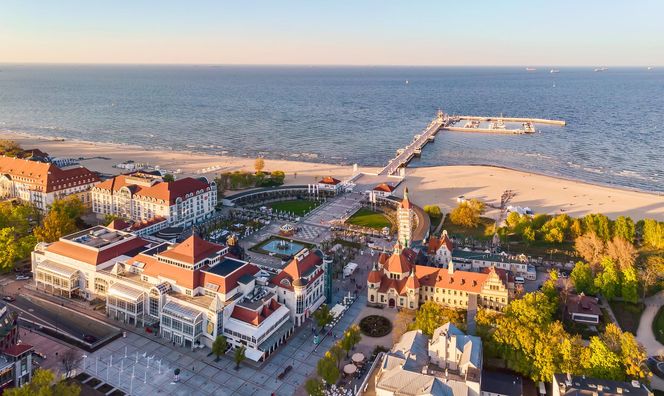 Sopot - zakład balneologiczny i Łazienki