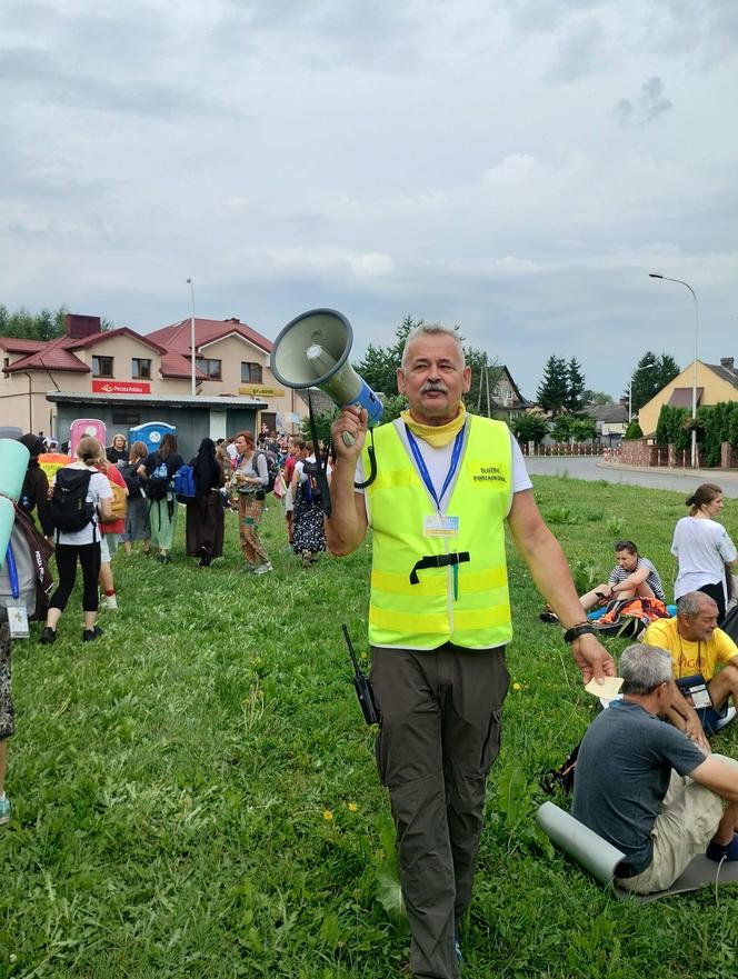 Śpiewający dzień lubelskich pątników na szlaku do Jasnej Góry!