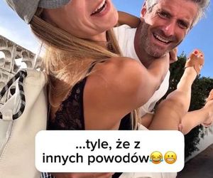 Dowbor nosi Koroniewską na rękach. Gwiazda zrobiła sobie kuku!