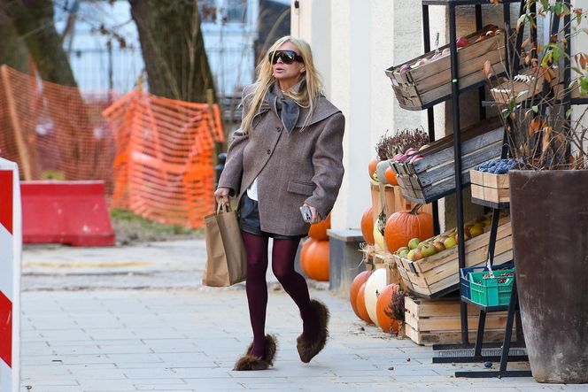 Monika Olejnik w butach wiewiórkach