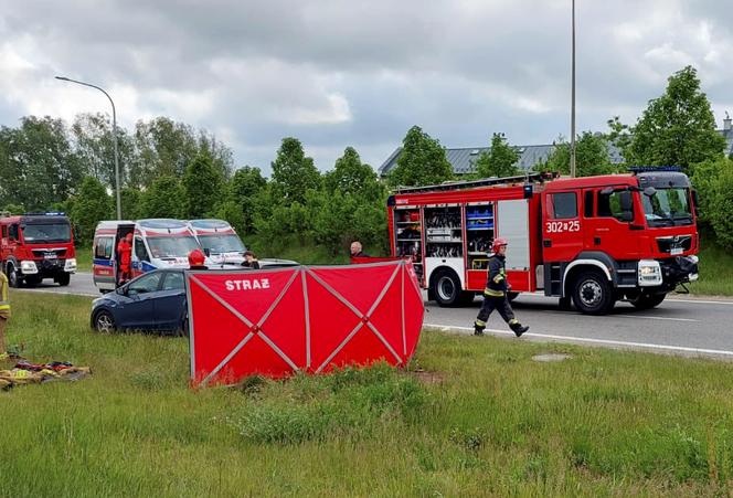 Tragiczny wypadek w Gdańsku. Auto stanęło w płomieniach. Kobieta nie żyje