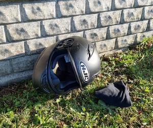 17-letni motocyklista uderzył w betonowy płot