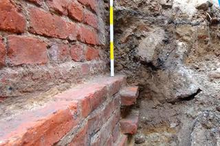 Odkrycie na ul. Chmielnej w Warszawie