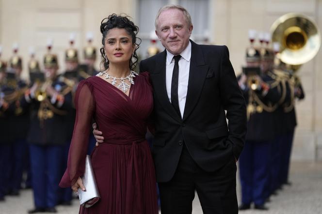 Salma Hayek nic się nie zmieniła przez 20 lat! Te zdjęcia w bikini to hit!