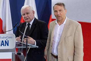 Sikorski zaprosił Kaczyńskiego na imprezę. Ruszyła lawina pretensji. Trzeba było płacić za udział