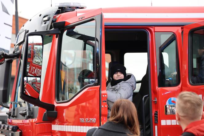 Inscenizacja wypadku, głaskanie alpak i koncerty. Tak gra Wielka Orkiestra Świątecznej Pomocy w Lublinie! 