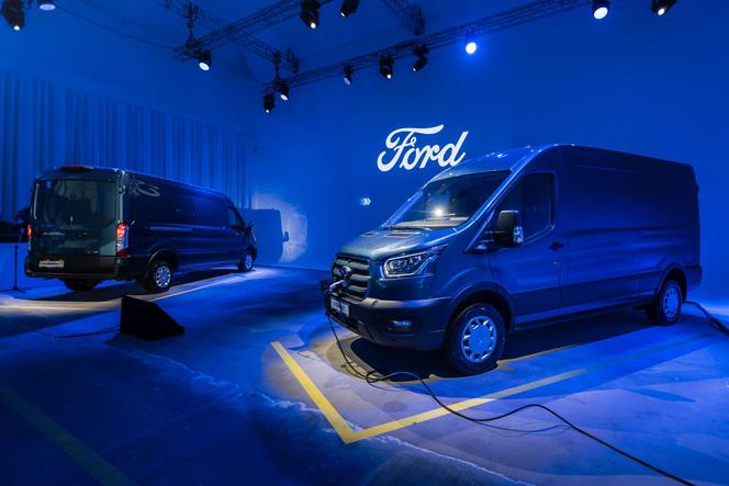 Ford E-Transit (2022)