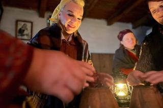 Muzeum Wsi Lubelskiej. Ciągnęły wstążki i lały wosk przez dziurkę od klucza