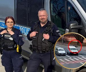 Seniorka nagle upadła na chodniku. W autach obok byli kierowcy, ale pomoc przyszła dopiero od policjantów