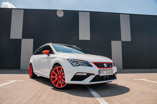 TEST Seat Leon ST Cupra 2.0 TSI 300 KM DSG6 4Drive: nieoczywisty rodzinny sportowiec