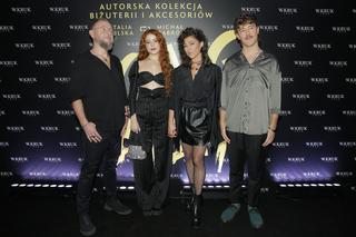 Córka Natalii Kukulskiej z gołym brzuchem i chłopakiem zadaje szyku na ściance. Podobna do mamy? Show-biznes znają od podszewki