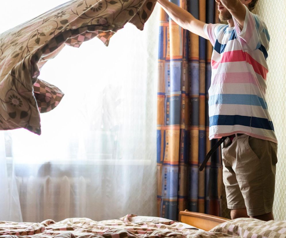 Nie ściel łózka z samego rana! Naukowcy tłumaczą, dlaczego to zły pomysł