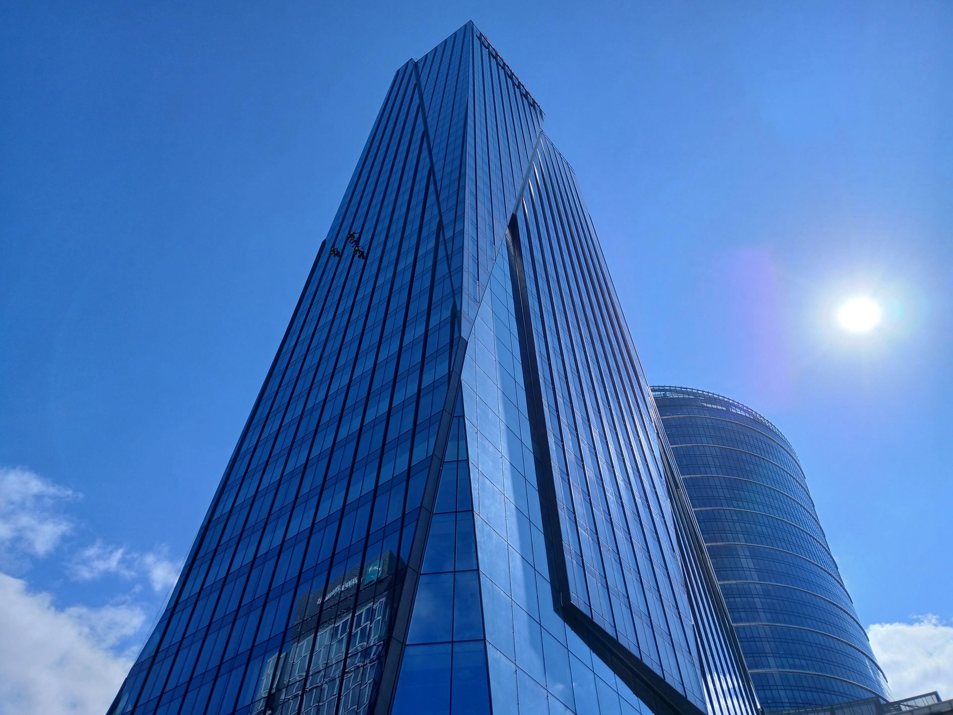 Wieżowiec The Bridge w Warszawie