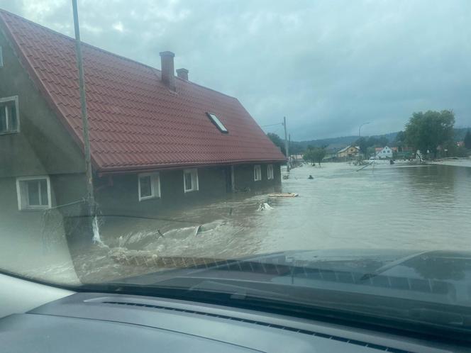 Powódź w Polsce: Wielkopolski WOPR wyruszył na pomoc!