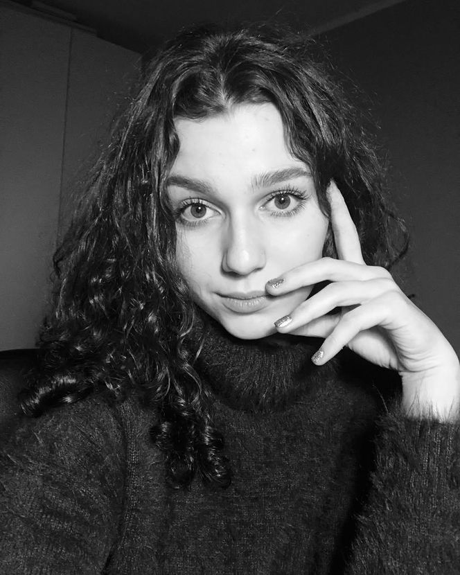 Prawie sięgnęła po koronę Miss World! Tak Maja Klajda wyglądała jako nastolatka. Bez grama makijażu i w tej fryzurze trudno ją rozpoznać