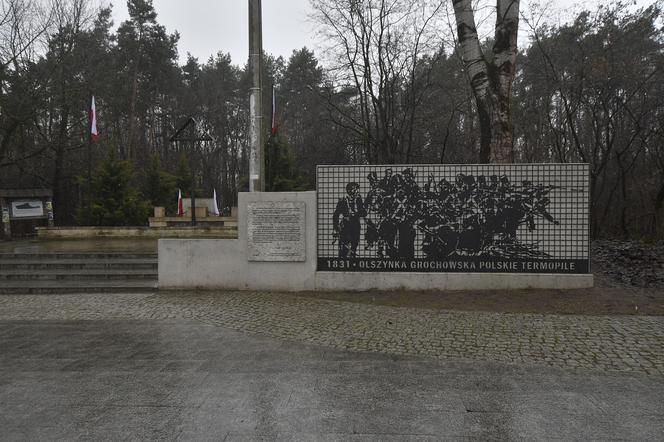 Rocznica bitwy pod Olszynką Grochowską. Mieszkańcy zorganizowali protest. „Nie odcinajcie nas od rezerwatu”