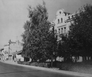 Okolice tego miasta niedaleko Lublina zamieszkiwane były już w czasach prehistorycznych. Jak rozwijała się Bychawa na przestrzeni wieków? Archiwalne zdjęcia z XX wieku